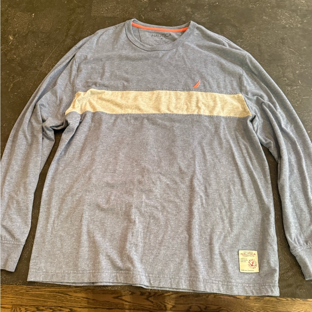 Men’s nautica long sleeve, never worn, size xl